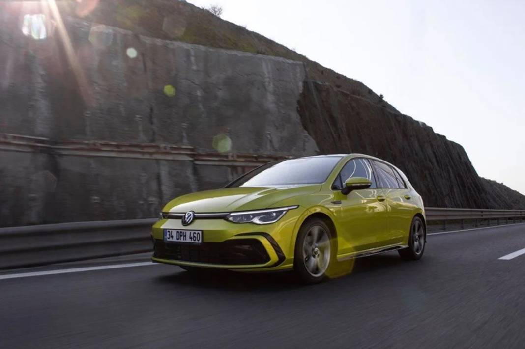 Otomobil satın almak hayal oldu, 450 bin TL'nin altında sıfır araç kalmadı! İşte 2023 en ucuz araba fiyatları 6